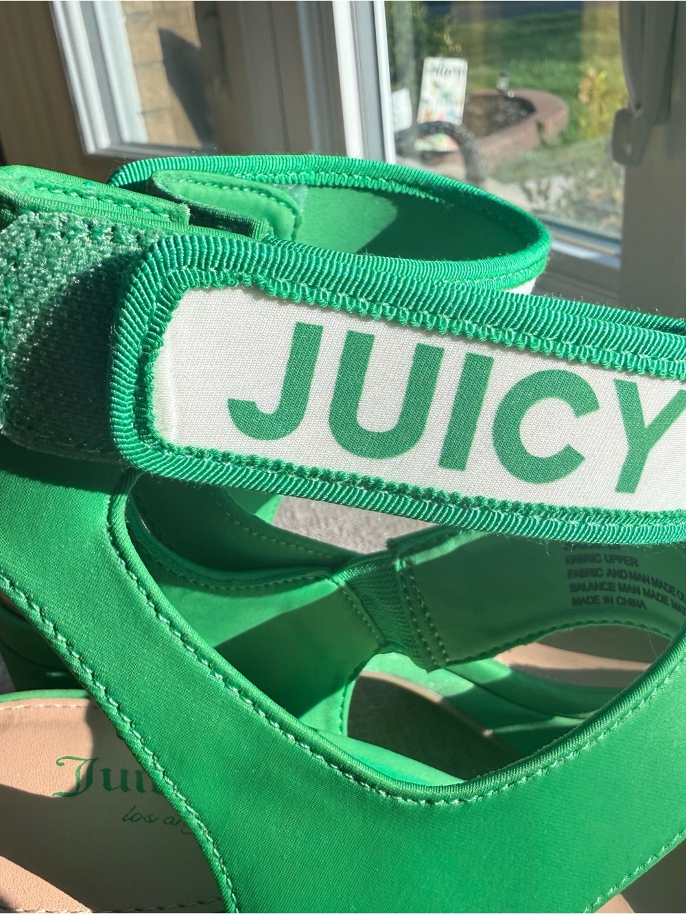 Juicy Couture Bright Green Strappy Block Heel Sandals Size 9 - Picture 7 of 7